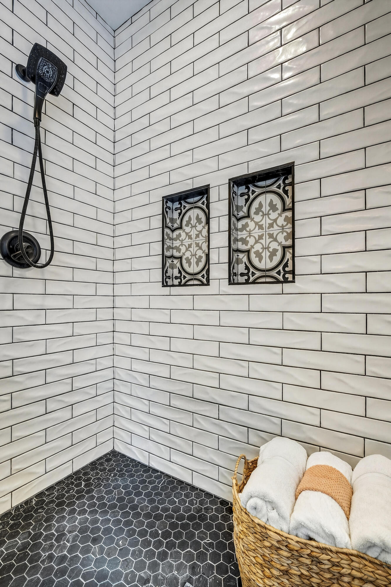 21 Cliff Drive Windham, ME 04062 - Photo 25 of 40 48_21cliff-40