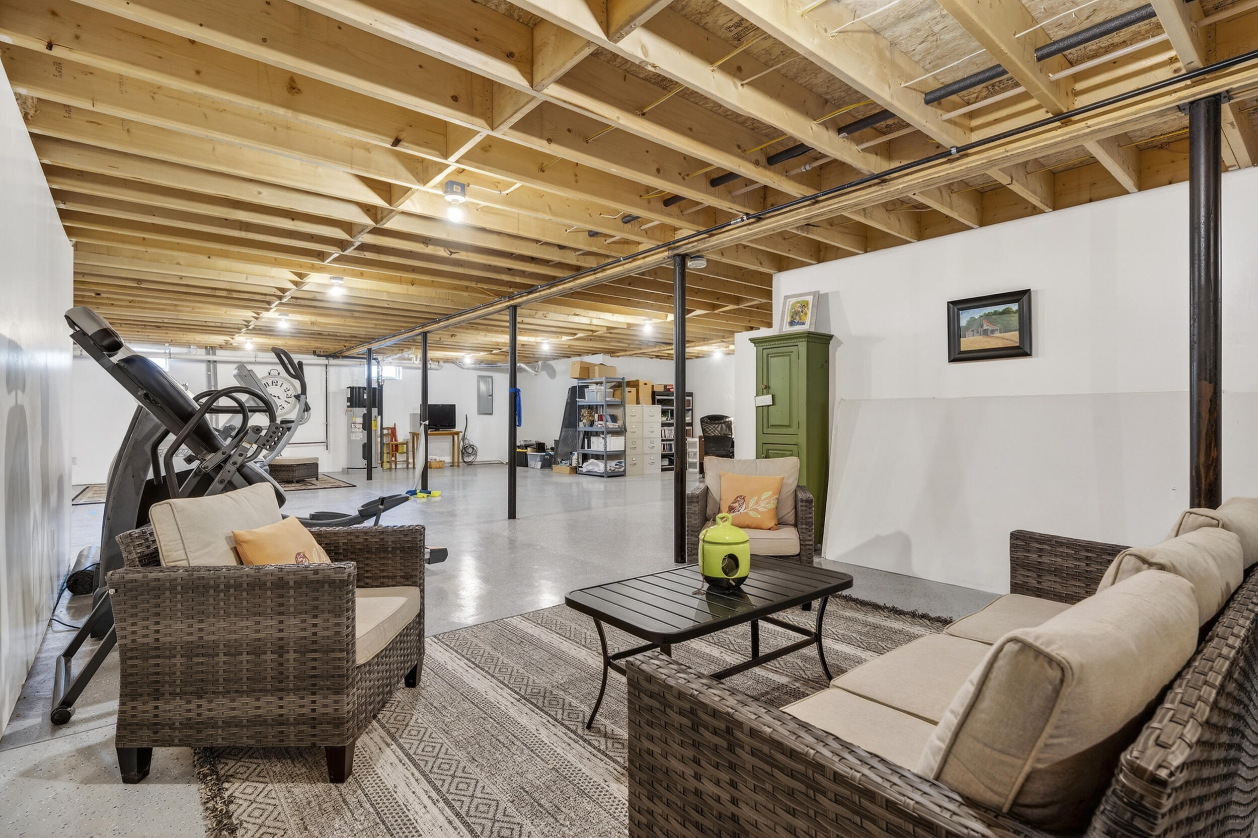 21 Cliff Drive Windham, ME 04062 - Photo 32 of 40 51_21cliff-43