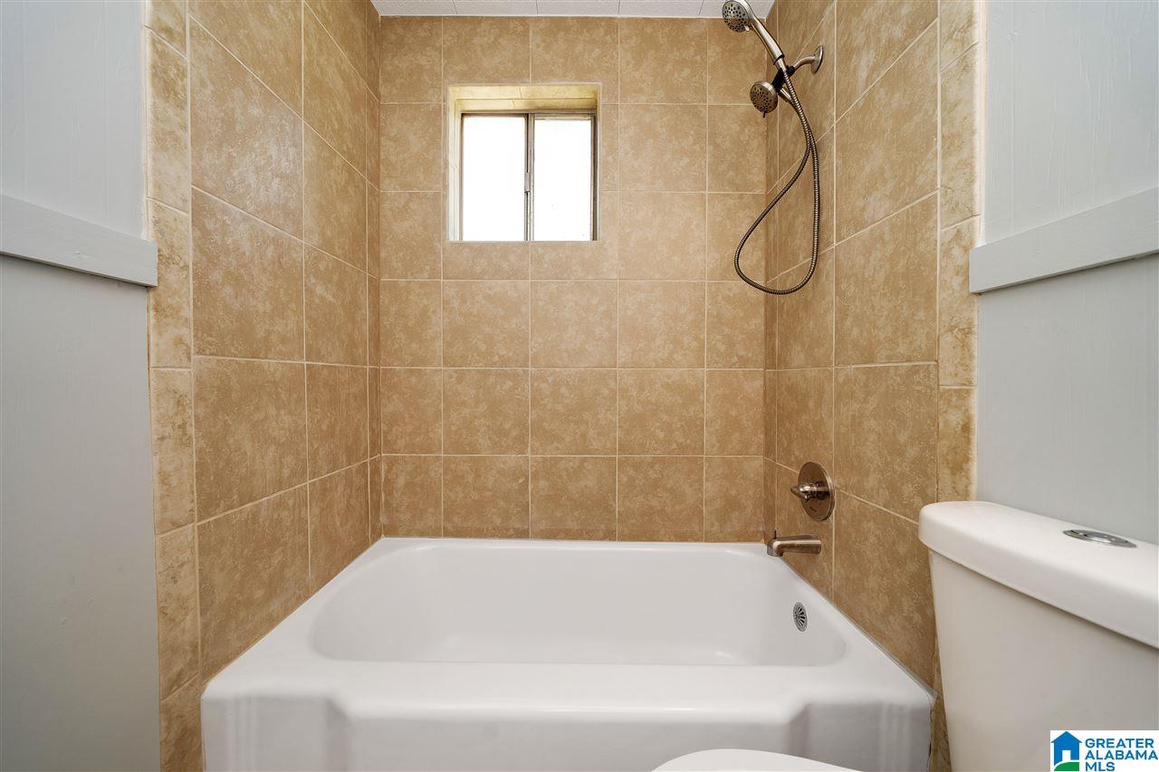 73 Springbrook Tuscaloosa, AL 35405 - Photo 8 of 9