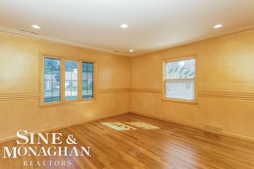21 Hawthorne Road Grosse Pointe Shores, MI 48236 - Photo 30 of 80