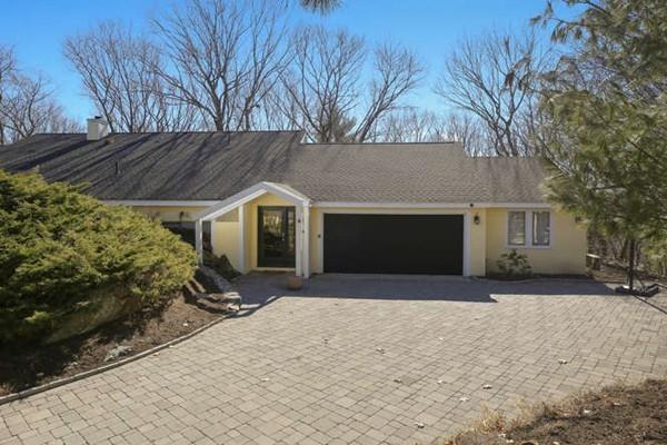 11 Simonds Road Winchester, MA 01890 - Photo 1 of 42 Gallery Image 1