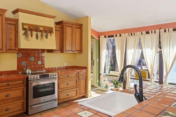 11 Simonds Road Winchester, MA 01890 - Photo 11 of 42 Gallery Image 11