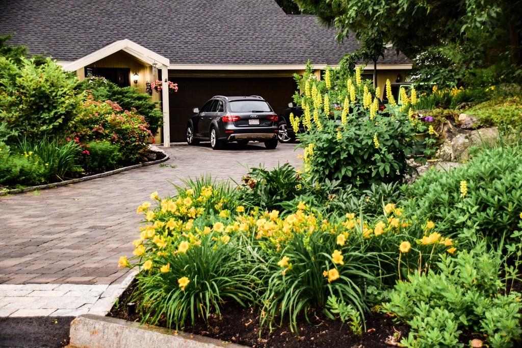11 Simonds Road Winchester, MA 01890 - Photo 4 of 42 Gallery Image 4