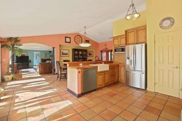 11 Simonds Road Winchester, MA 01890 - Photo 9 of 42 Gallery Image 9