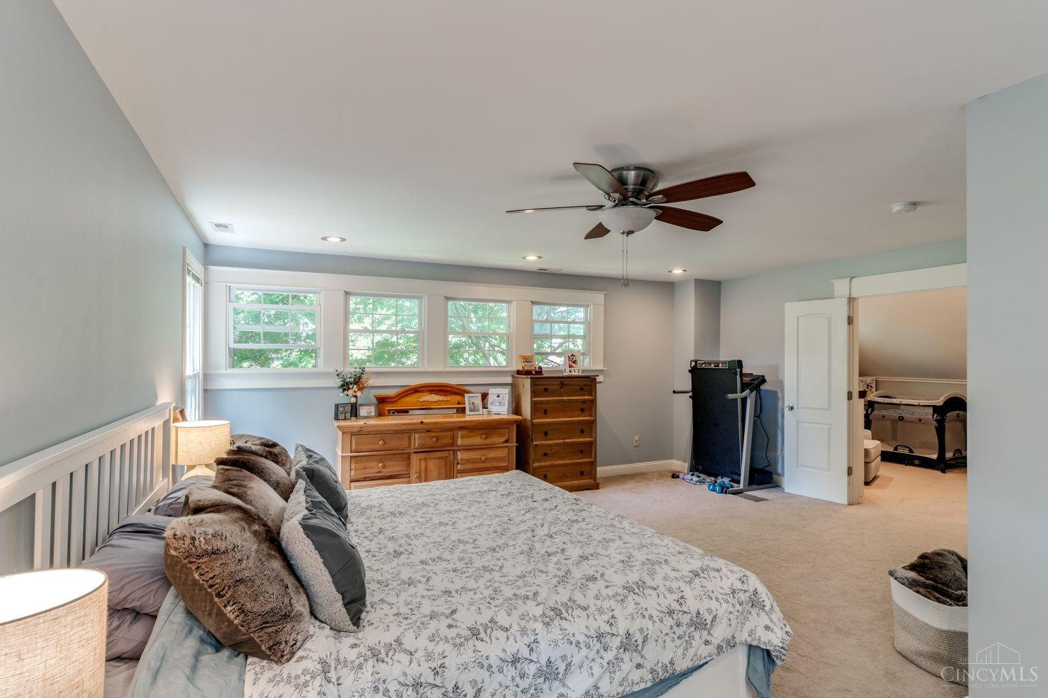 3813 Boomer Road Cincinnati, OH 45247 - Photo 27 of 69