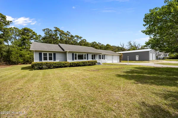 $200,000 | 499 Highway 70, Davis, NC 28524