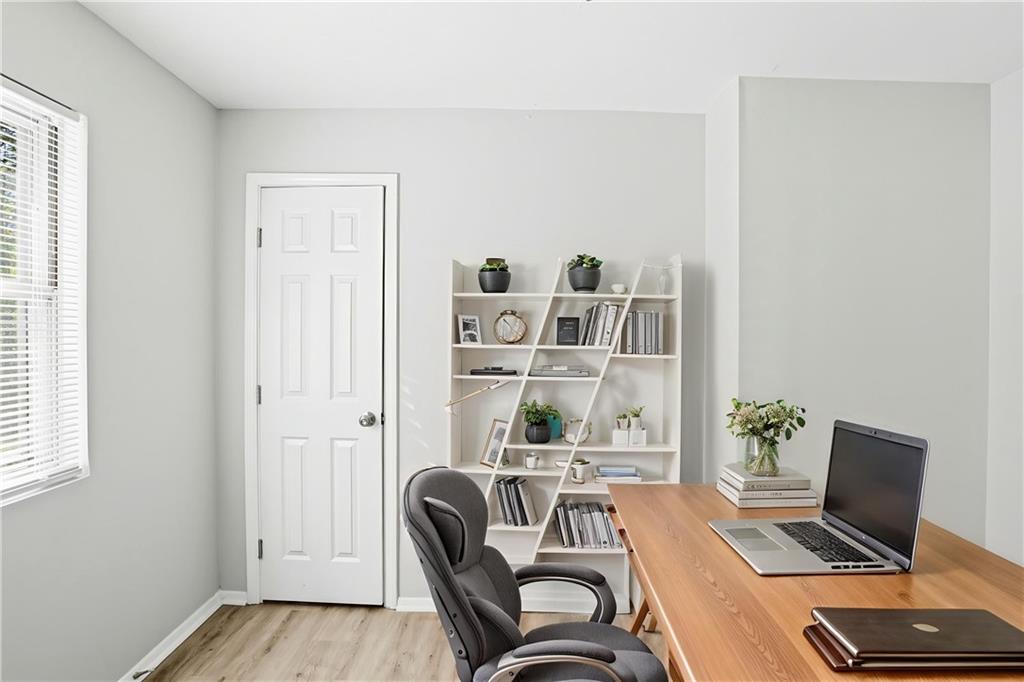 5575 Oglesby Road Atlanta, GA 30349 - Photo 4 of 31