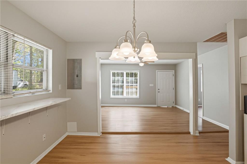 5575 Oglesby Road Atlanta, GA 30349 - Photo 8 of 31