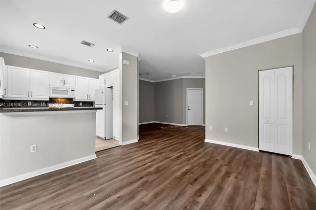 $378,000 | 21105 Northwest 14th Place, Unit 238, Miami Gardens, FL 33169