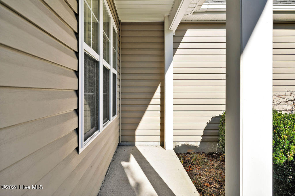 159 Emerald Ridge Drive Hampstead, NC 28443 - Photo 6 of 39 159EmeraldRidgeDrive-3
