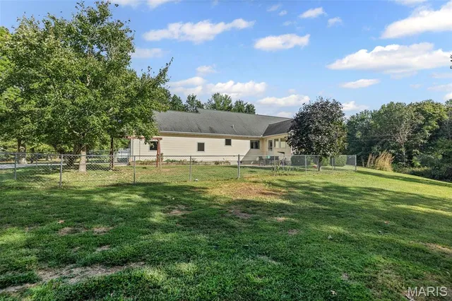 $500,000 | 5481 Edgewood Road, Salem, IL 62881