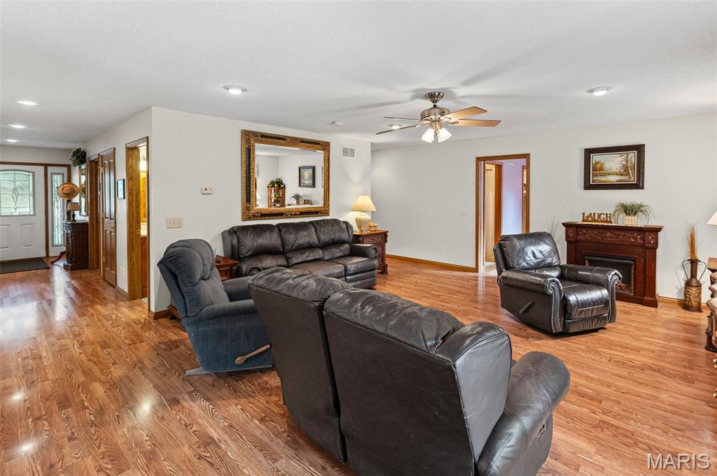 5481 Edgewood Road Salem, IL 62881 - Photo 26 of 66