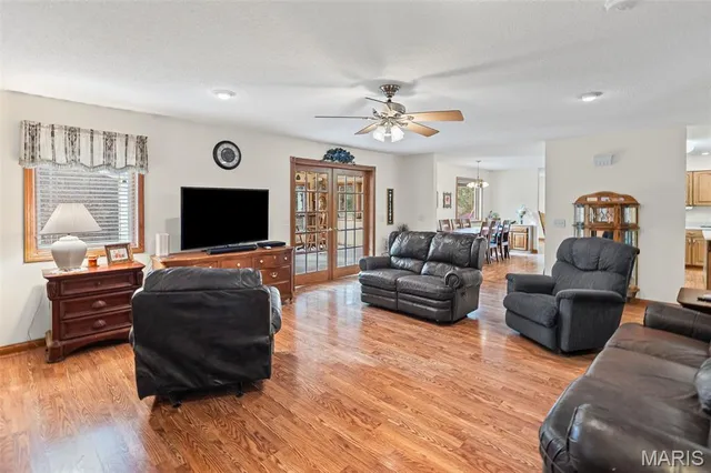 $500,000 | 5481 Edgewood Road, Salem, IL 62881