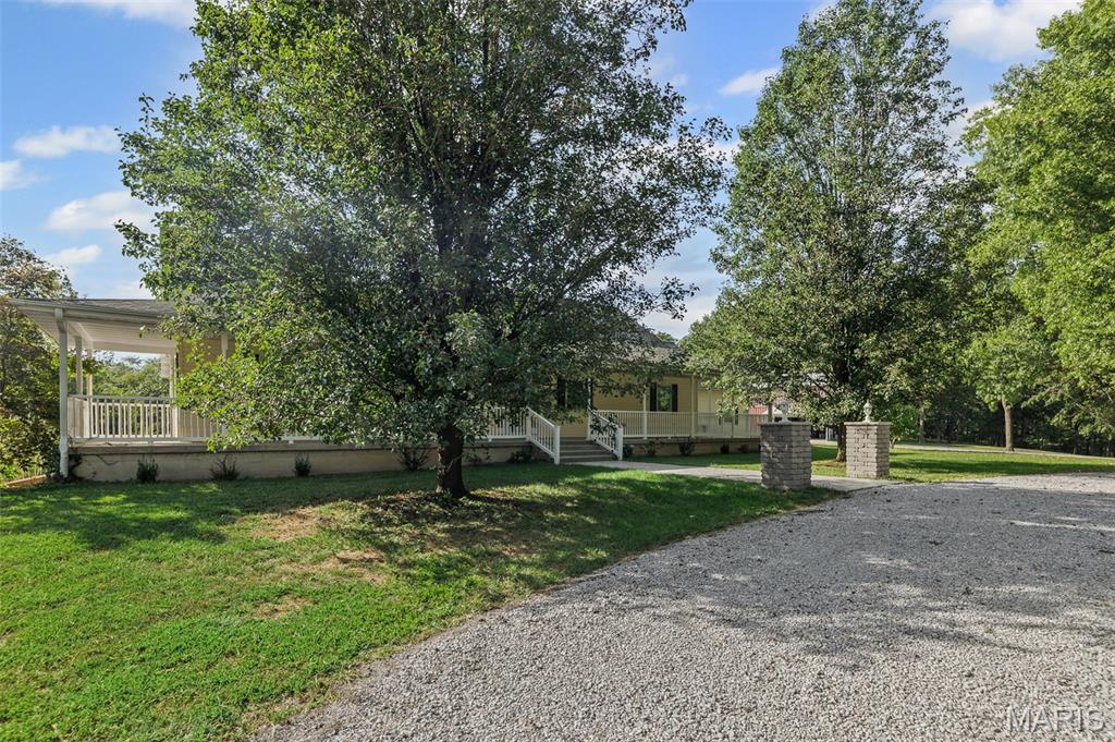 5481 Edgewood Road Salem, IL 62881 - Photo 3 of 66