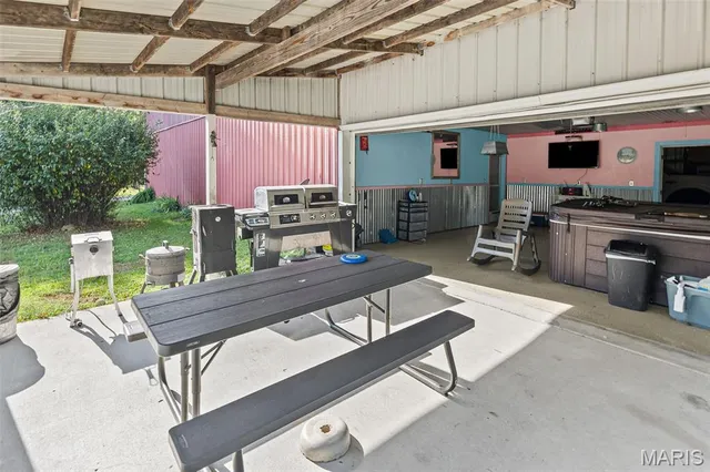 $500,000 | 5481 Edgewood Road, Salem, IL 62881