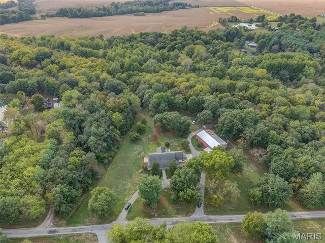 $500,000 | 5481 Edgewood Road, Salem, IL 62881