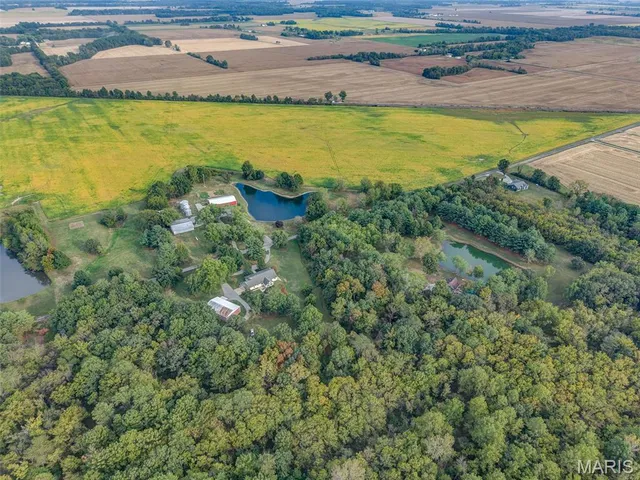 $500,000 | 5481 Edgewood Road, Salem, IL 62881