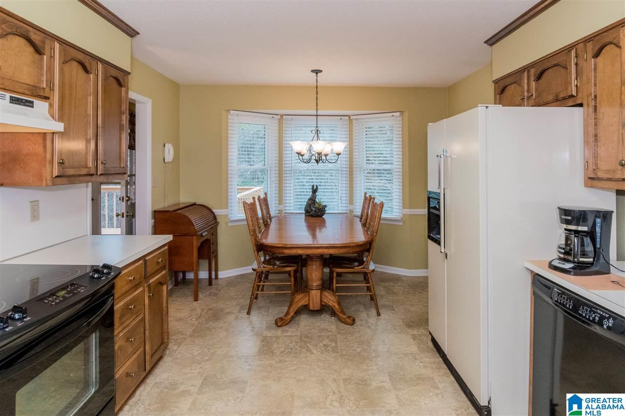 1041 Independence Court Alabaster, AL 35007 - Photo 11 of 36