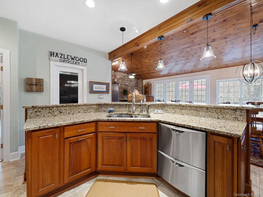 5 Windsong Drive Fairview, NC 28730 - Photo 14 of 48