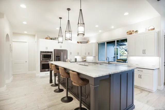 $1,200,000 | 34840 Thanksgiving Trail, Bulverde, TX 78163