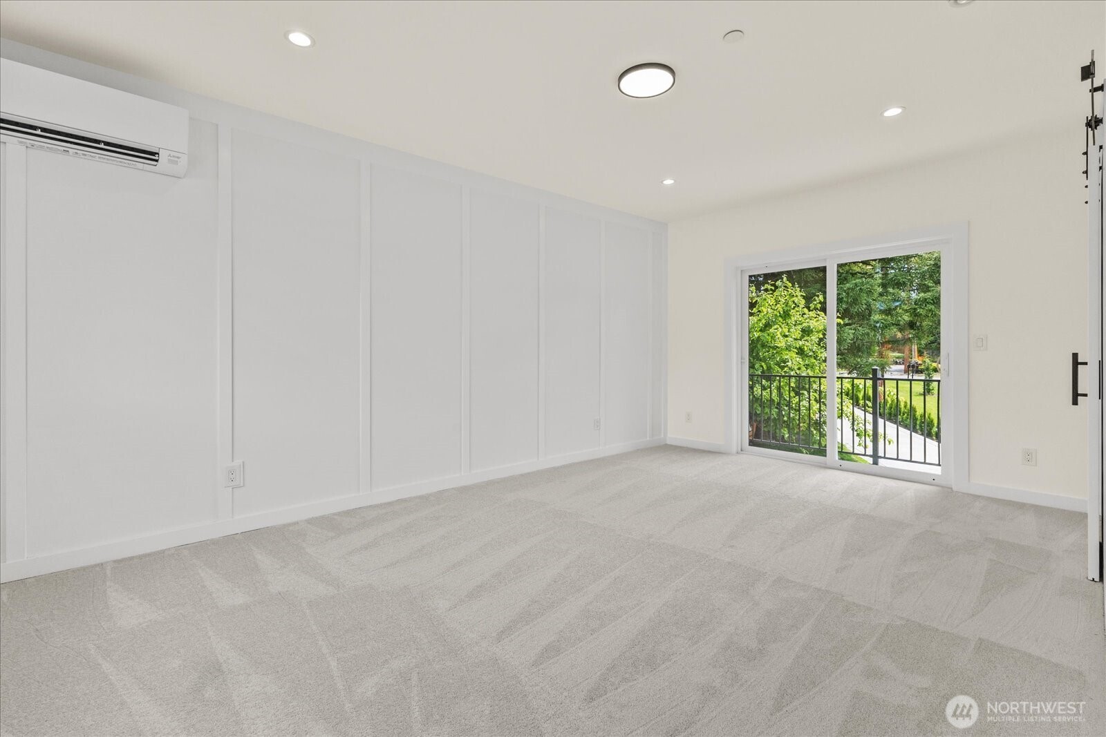 228 Southwest 183rd Street Normandy Park, WA 98166 - Photo 32 of 36