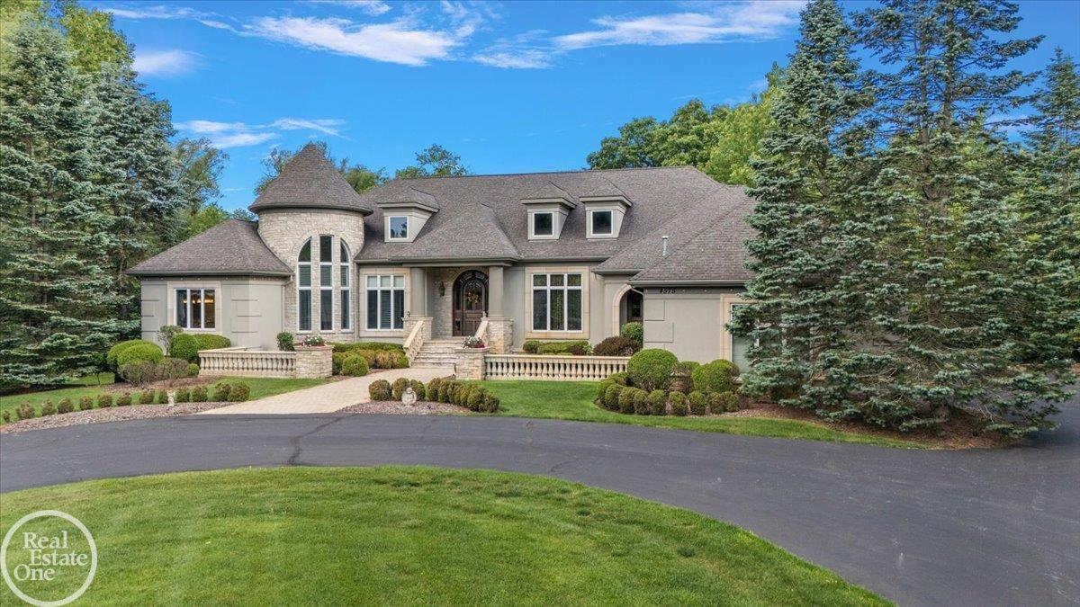 4575 Hidden Glen Circle Rochester, MI 48306 - Photo 19 of 82 50195236-8bb71902-efe0-4940-b7c6-ec2497463865.JPG
