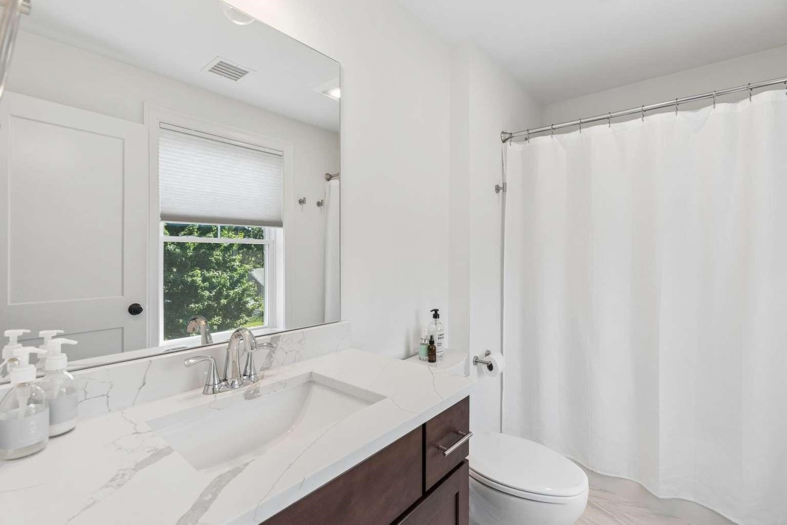 55 Ocean Road, Unit 3 Portsmouth, NH 03801 - Photo 26 of 36 Gallery Image 26