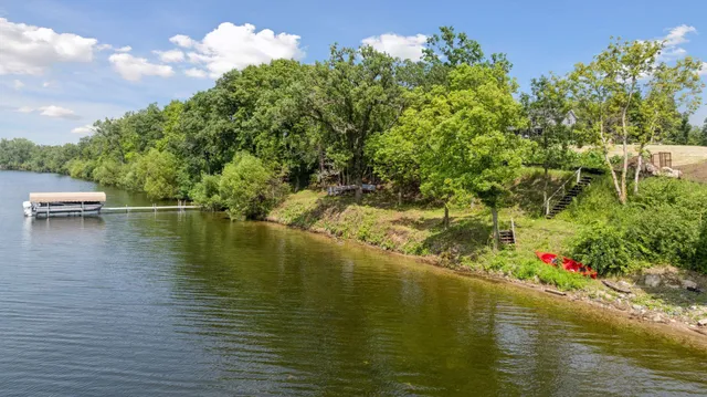 $1,095,000 | 202 Sandy Shores Road, Waconia, MN 55387