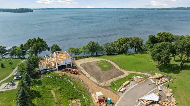 $1,095,000 | 202 Sandy Shores Road, Waconia, MN 55387