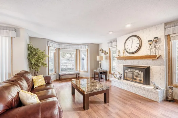 $599,900 | 4120 Minnesota Lane North, Plymouth, MN 55446