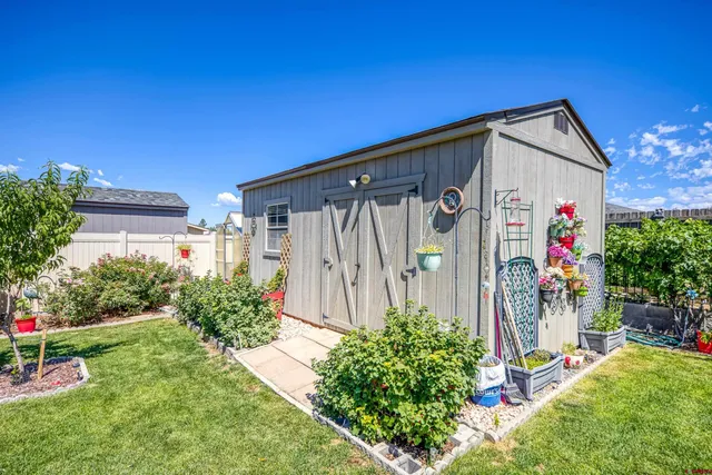 a front view of house with yard