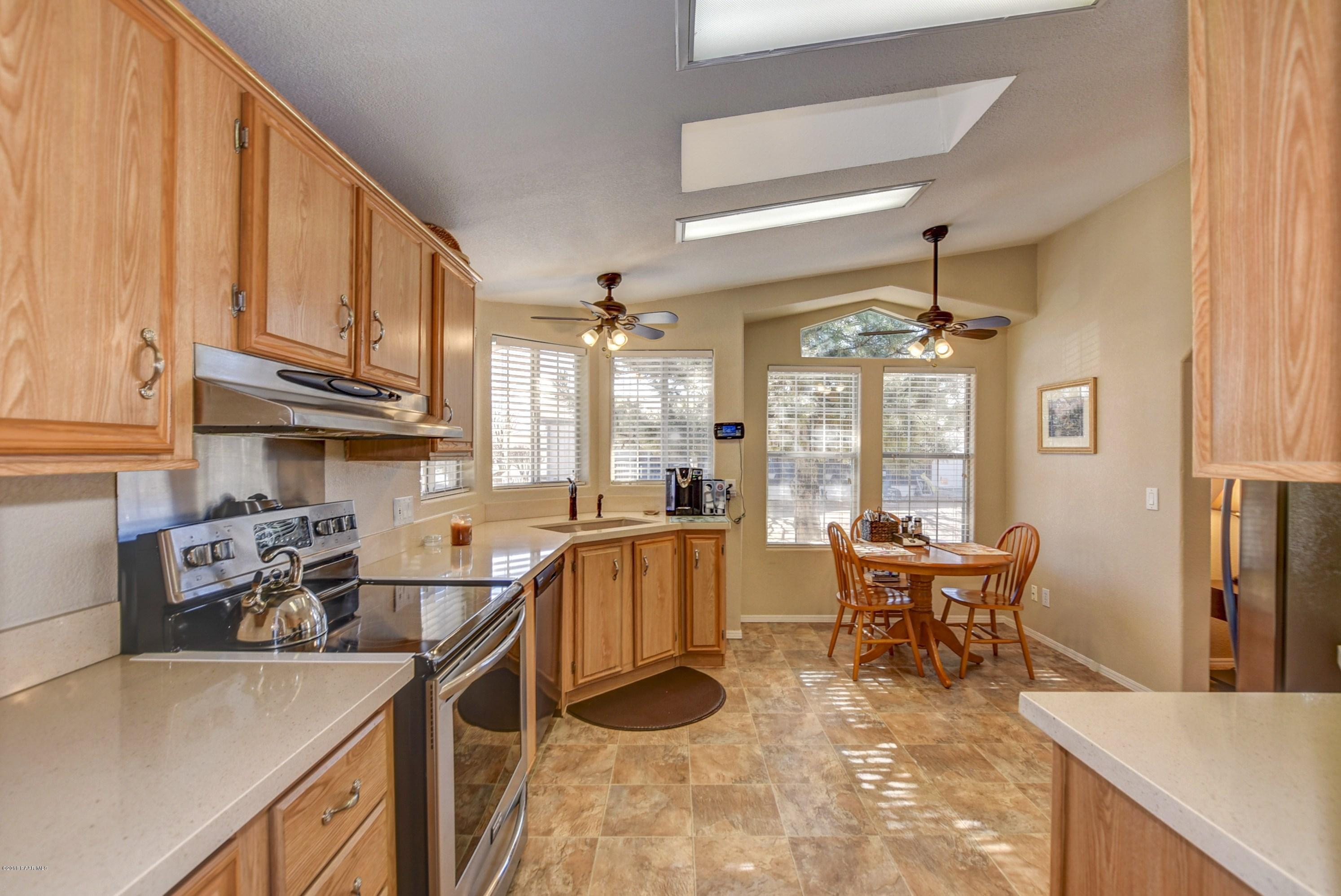 12120 East Obsidian Loop Road Dewey, AZ 86327 - Photo 10 of 23 010_Kitchen