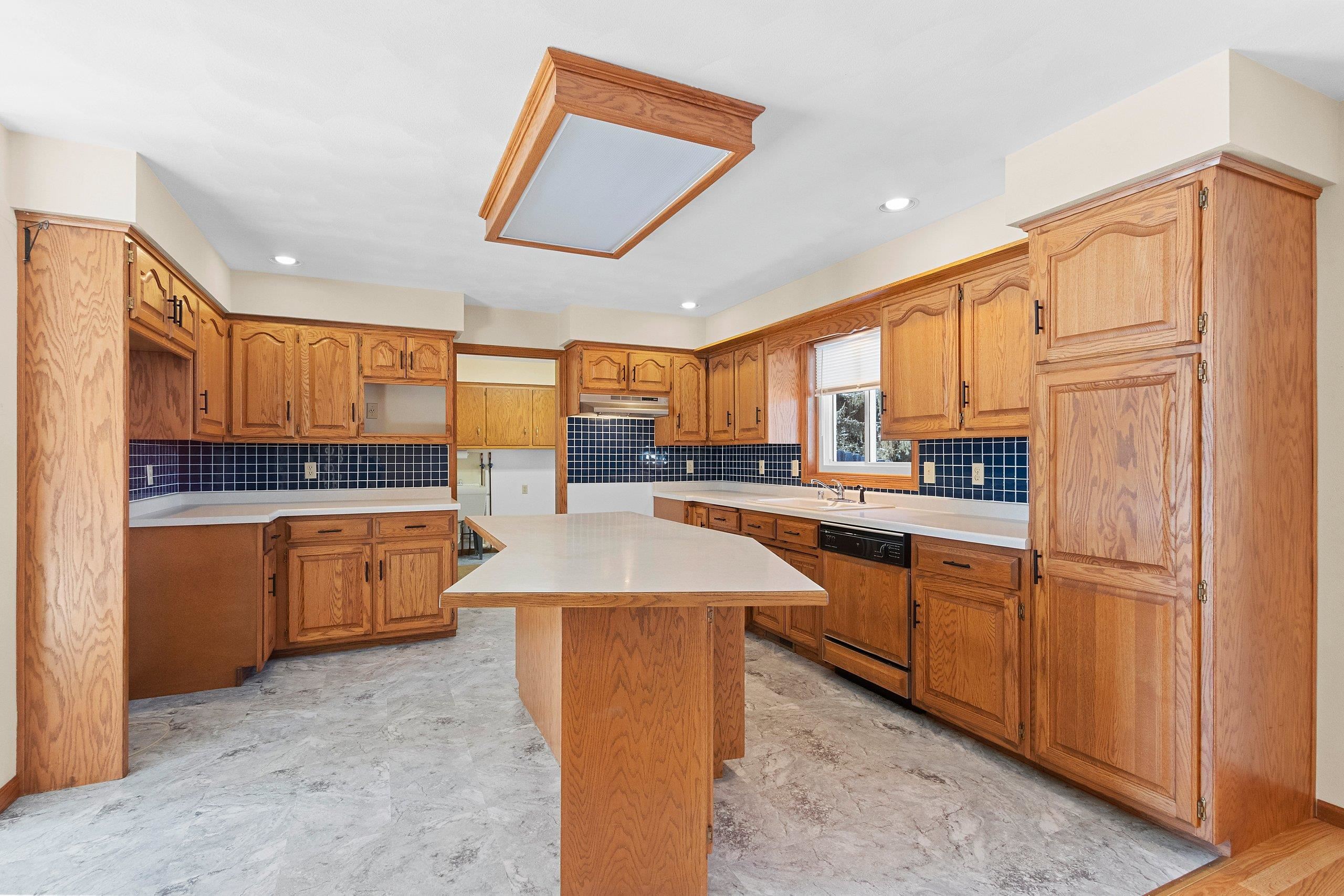 2980 West Northland Avenue Appleton, WI 54914 - Photo 11 of 59