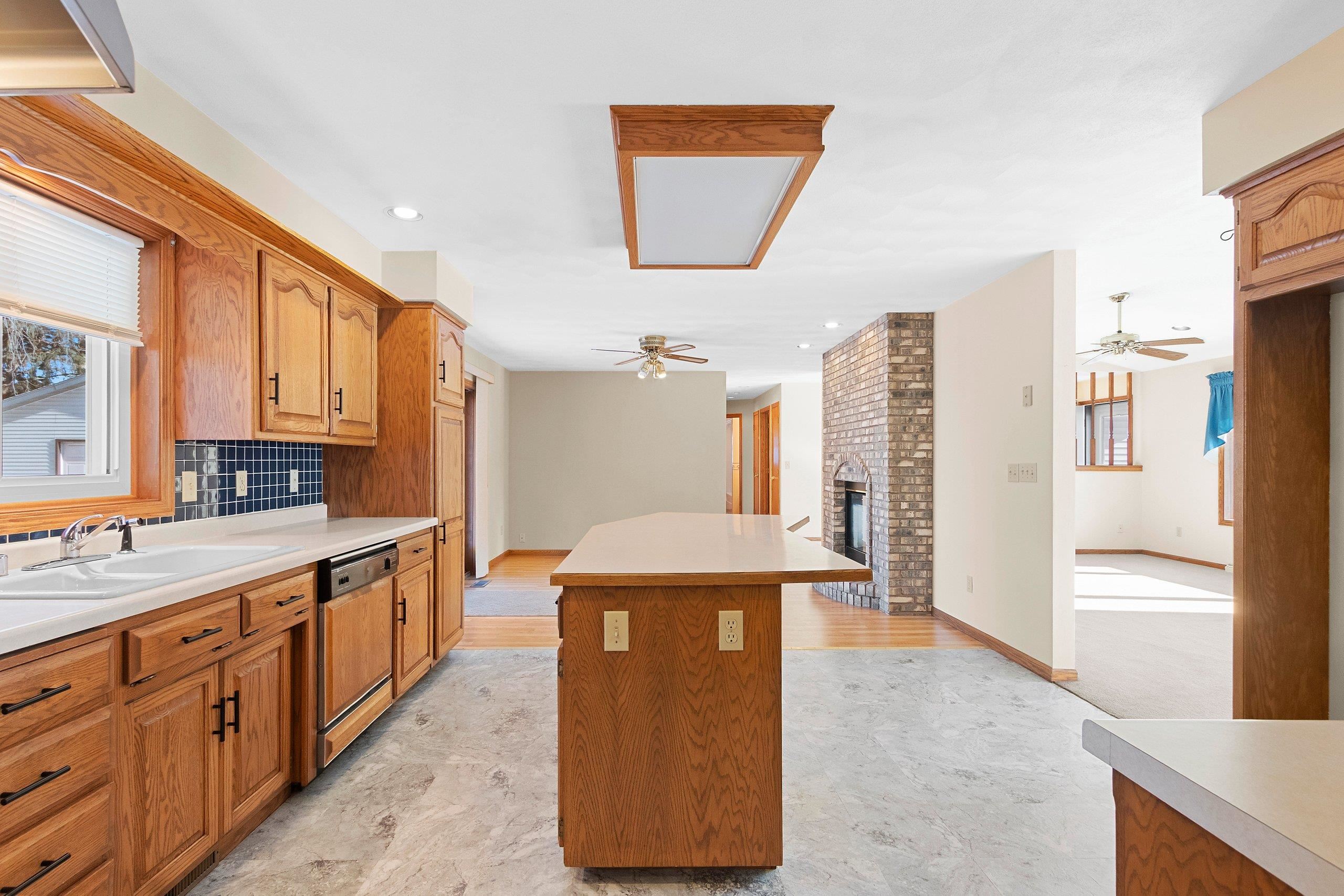 2980 West Northland Avenue Appleton, WI 54914 - Photo 14 of 59