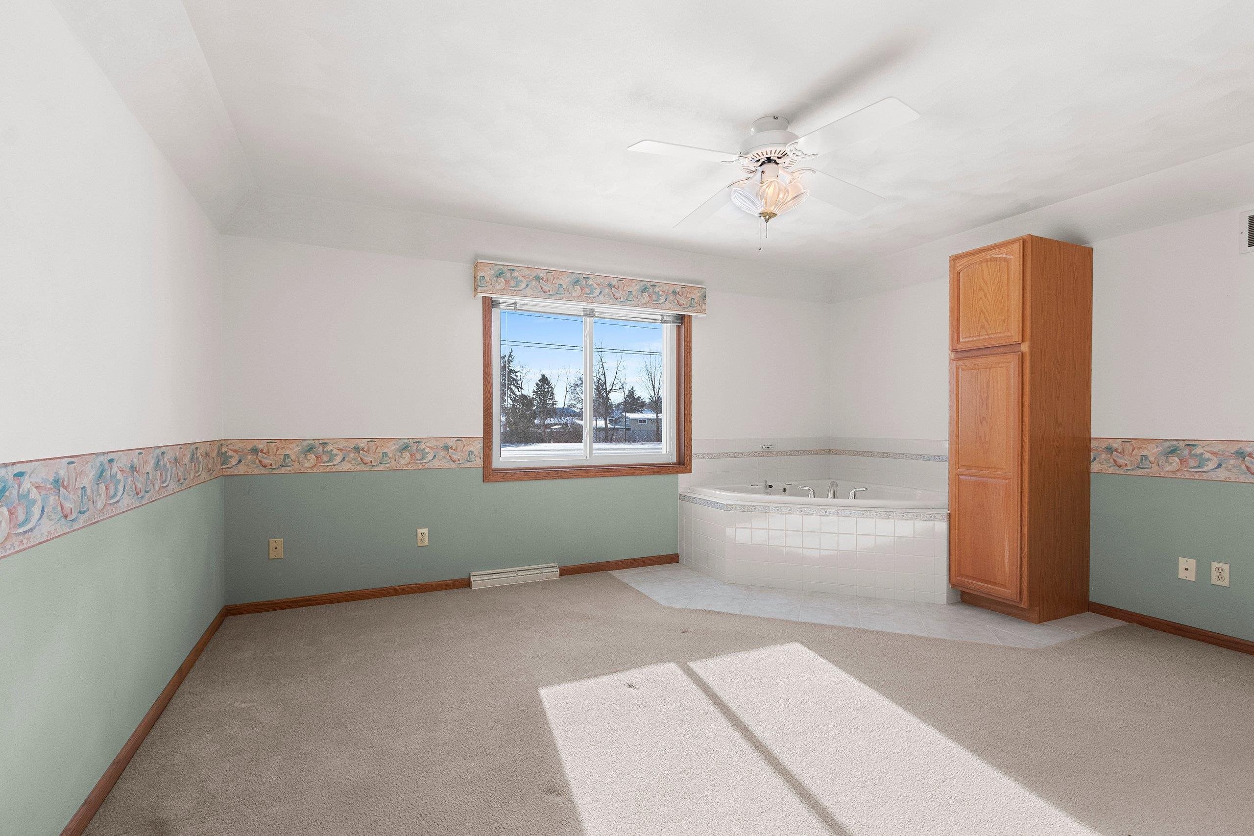 2980 West Northland Avenue Appleton, WI 54914 - Photo 23 of 59