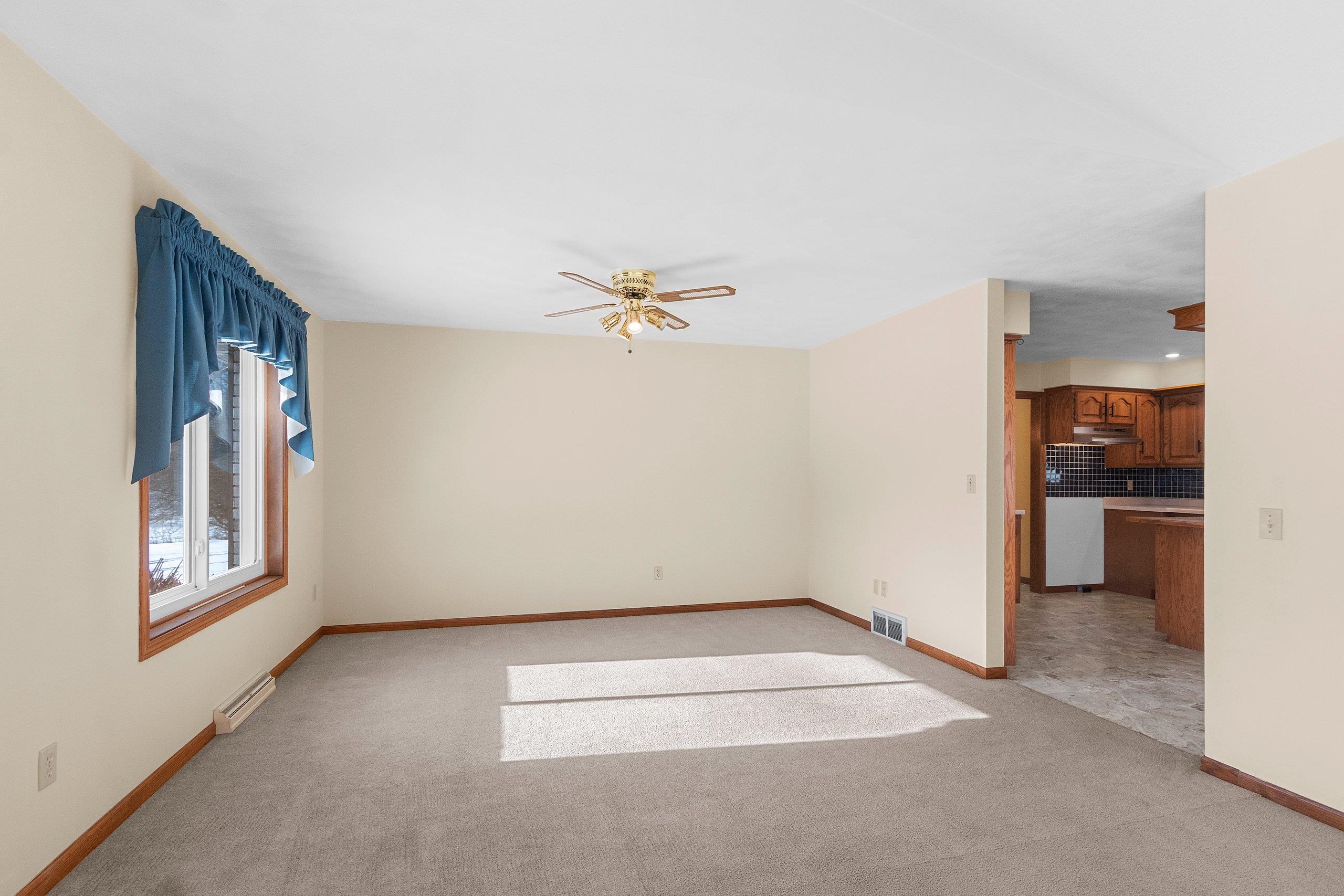 2980 West Northland Avenue Appleton, WI 54914 - Photo 6 of 59