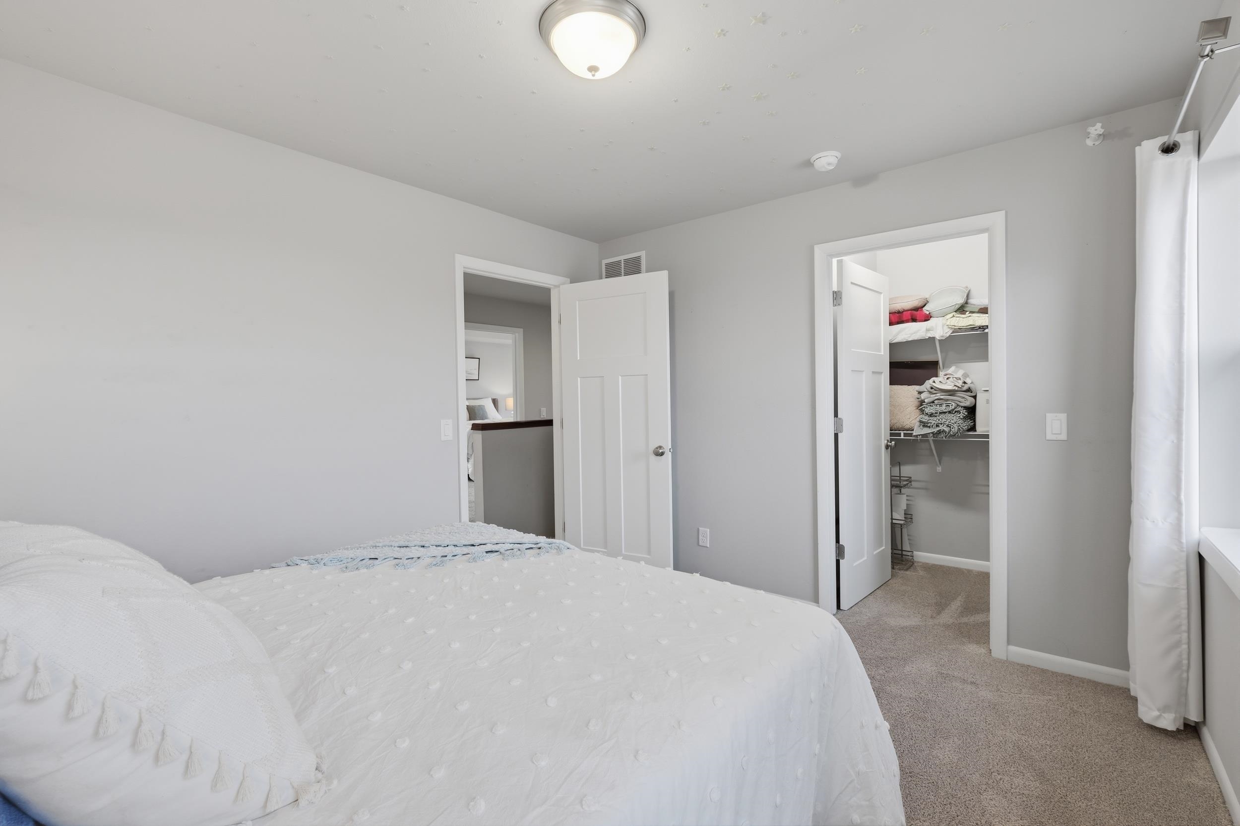 1137 O'Keeffe Avenue Sun Prairie, WI 53590 - Photo 34 of 56