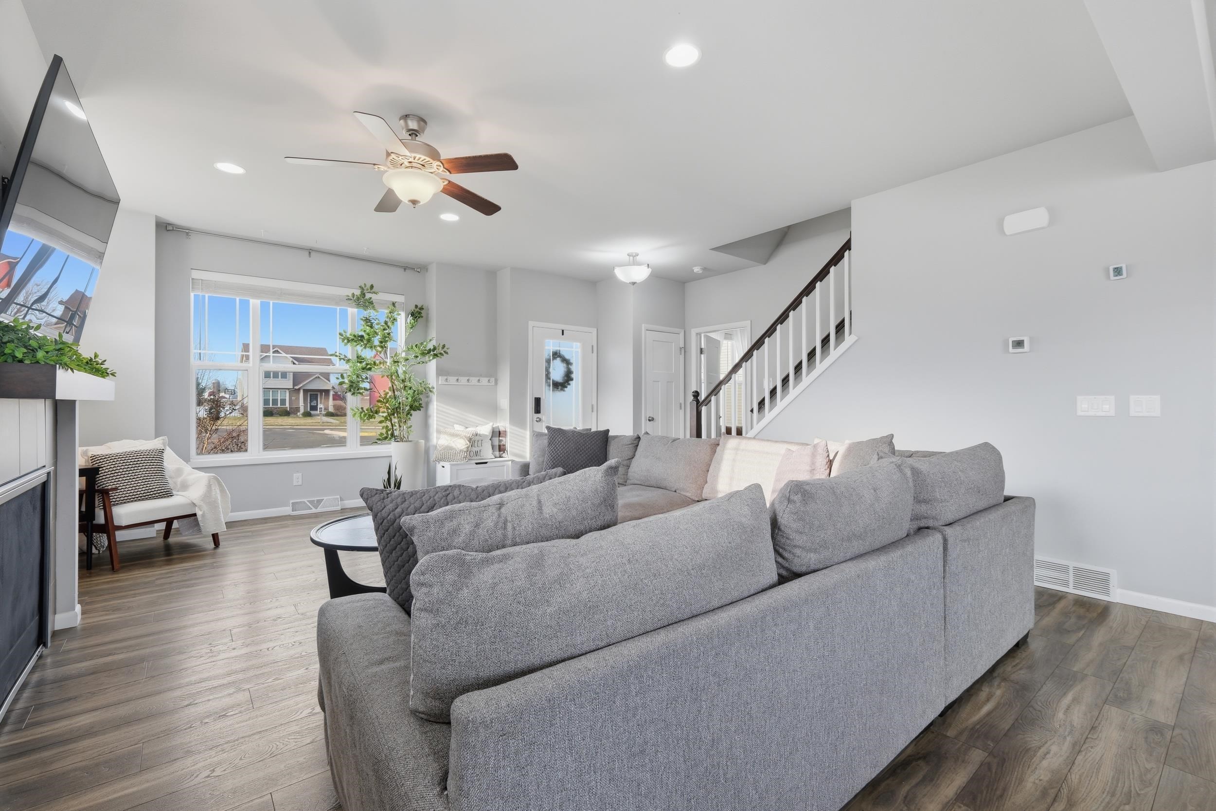 1137 O'Keeffe Avenue Sun Prairie, WI 53590 - Photo 8 of 56