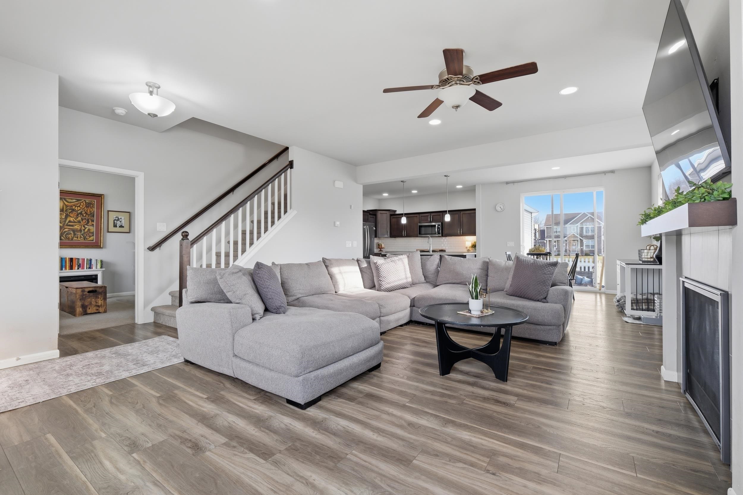 1137 O'Keeffe Avenue Sun Prairie, WI 53590 - Photo 9 of 56