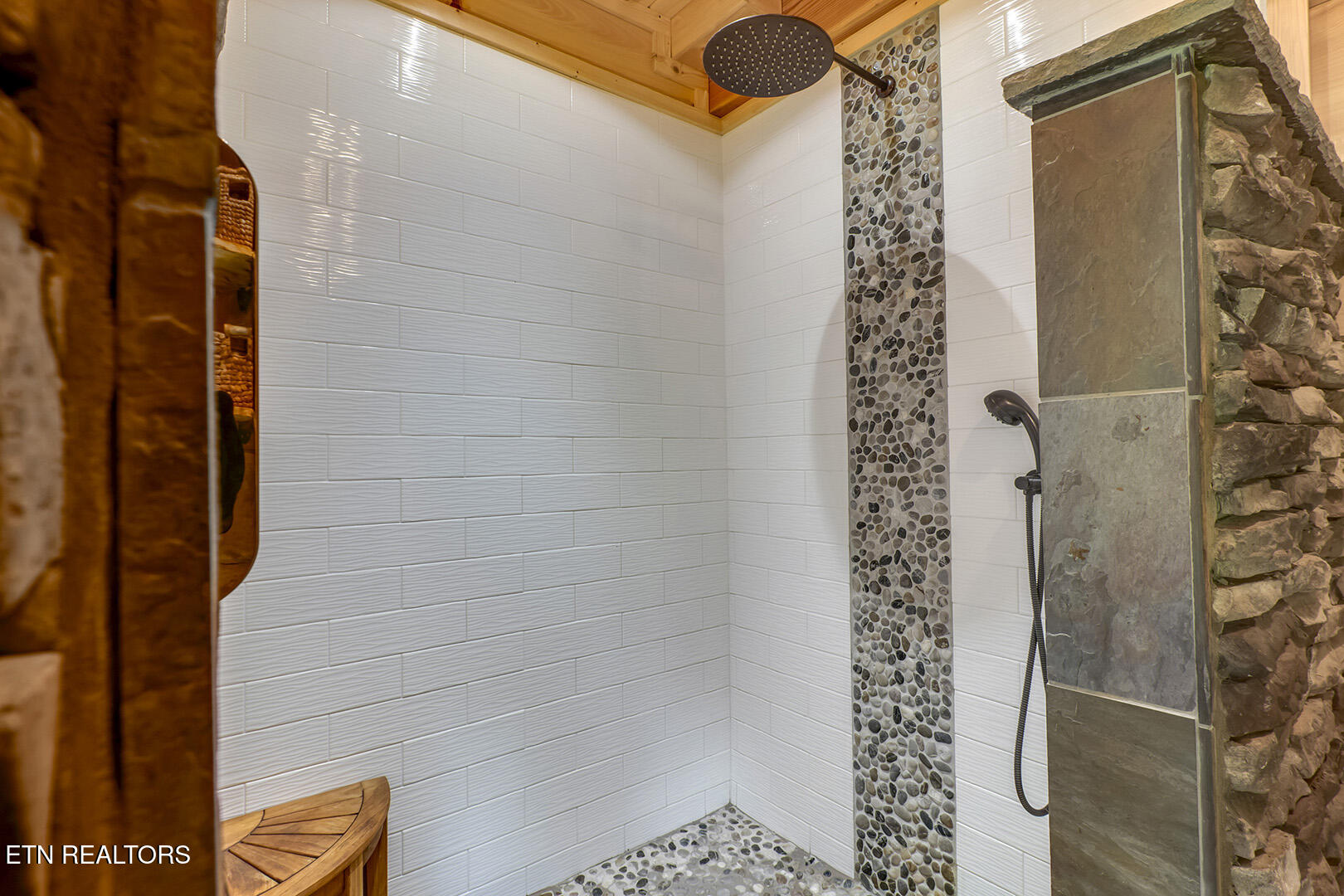 120 Island Road Kingston, TN 37763 - Photo 23 of 60 23_IslandRoad_120_MasterShower