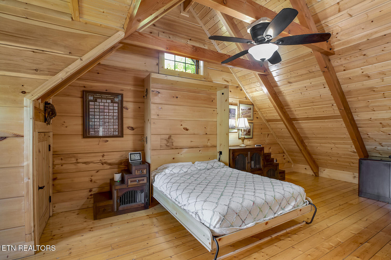 120 Island Road Kingston, TN 37763 - Photo 29 of 60 29_IslandRoad_120_Bedroom3