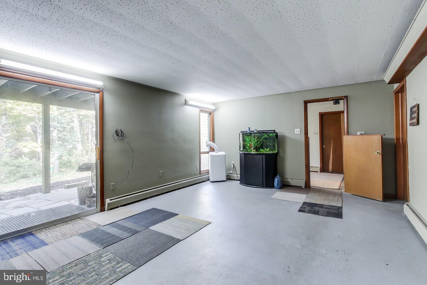 2685 Forest Road York, PA 17402 - Photo 20 of 28 Gallery Image 20