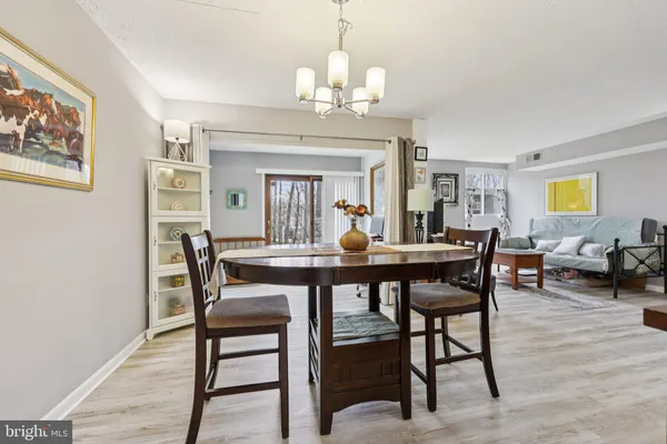 $310,000 | 1534 Moorings Drive, Unit 7A/2A, Reston, VA 20190