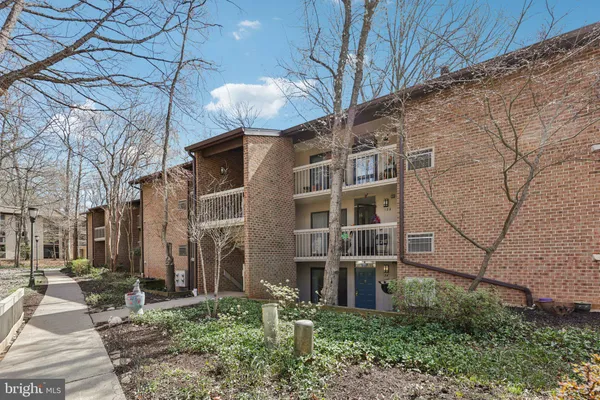 $310,000 | 1534 Moorings Drive, Unit 7A/2A, Reston, VA 20190