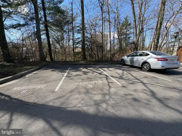 $310,000 | 1534 Moorings Drive, Unit 7A/2A, Reston, VA 20190