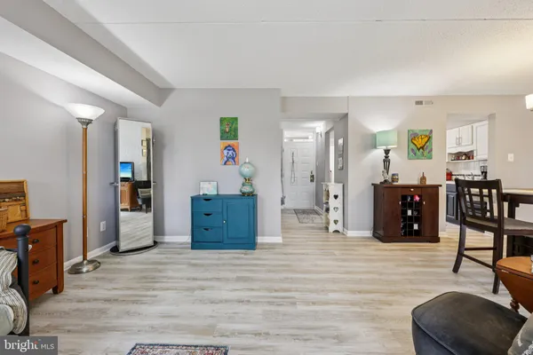 $310,000 | 1534 Moorings Drive, Unit 7A/2A, Reston, VA 20190