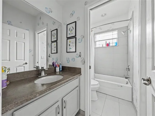 $5,995 | 5309 Napa Drive, Sarasota, FL 34243