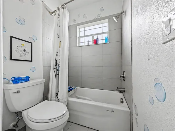 $5,995 | 5309 Napa Drive, Sarasota, FL 34243
