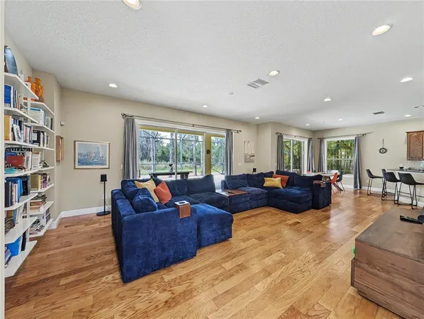 $5,995 | 5309 Napa Drive, Sarasota, FL 34243