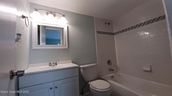$1,400 | 181 Ulster Lane, Melbourne, FL 32935